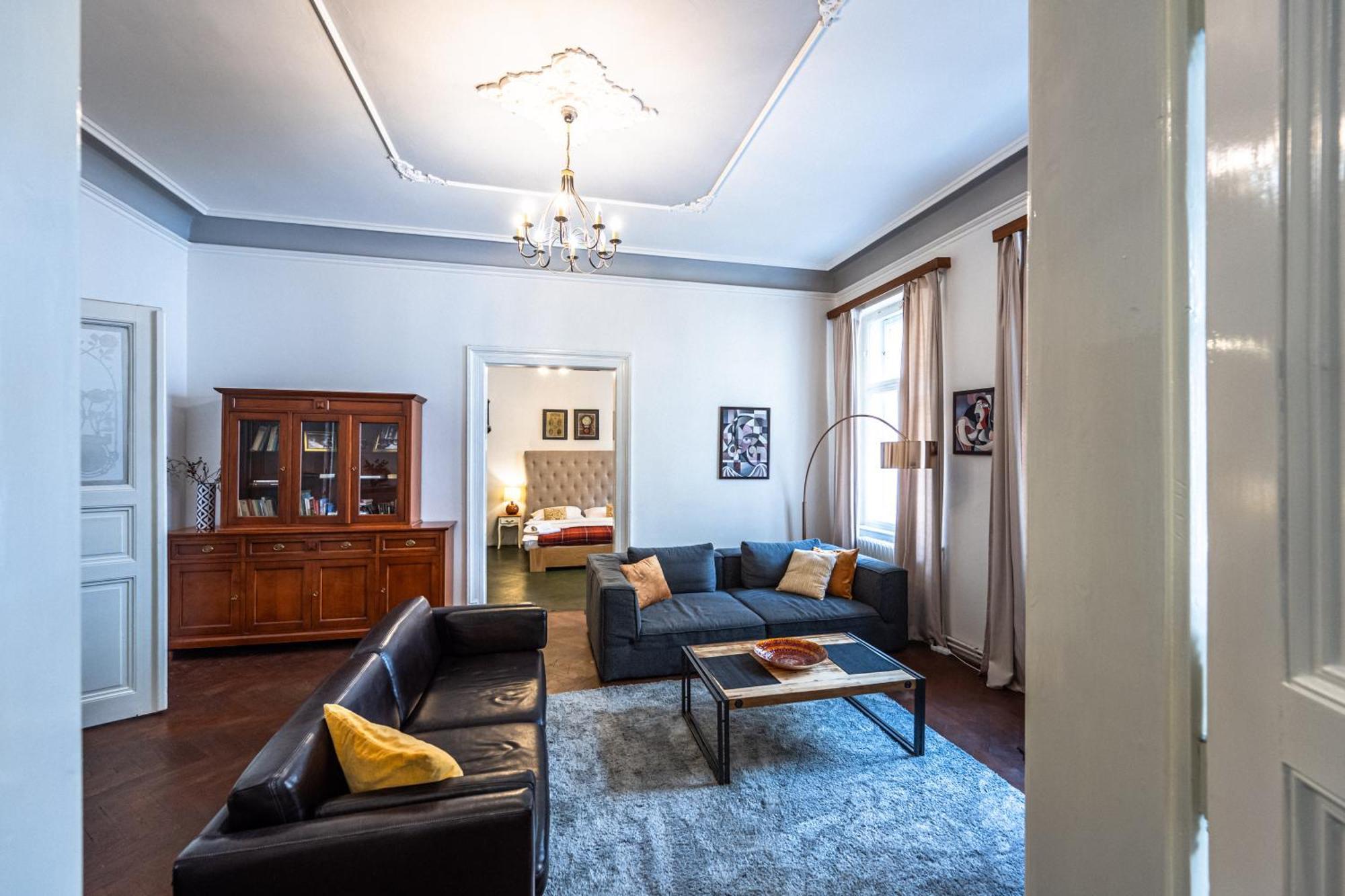 Lägenhet Wishlist Residences - Old Town Square
