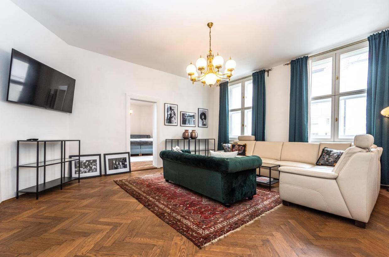 Apartment Wishlist Residences - Old Town Square