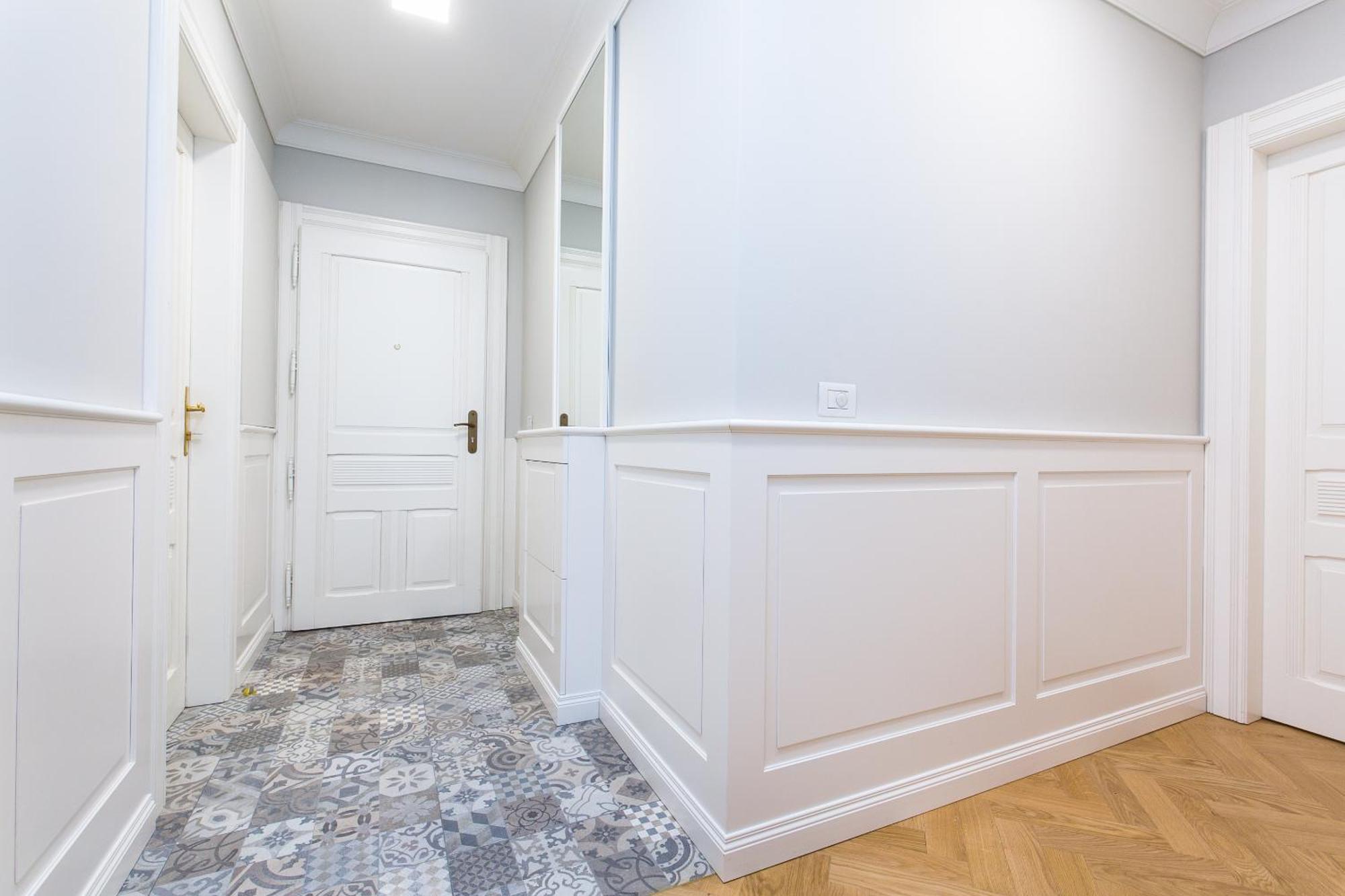 Wishlist Residences - Old Town Square Apartment